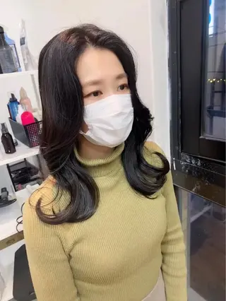 セミロング カラー 韓国ヘア🇰🇷 スズキのヘアスタイル