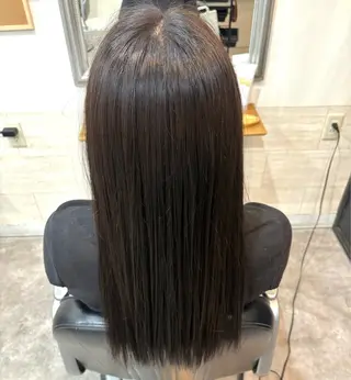 ロング カラー 堀川 希歩のヘアスタイル
