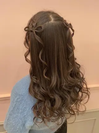 ロング ヘアアレンジ lien ヒジリのヘアスタイル