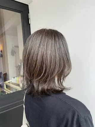 ミディアム カラー 立和名 泉のヘアスタイル