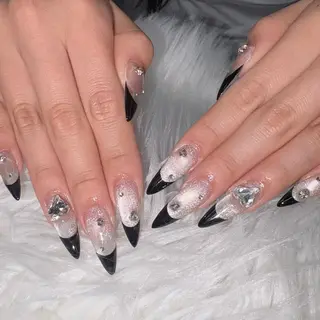 ネイル SHION  のネイルデザイン