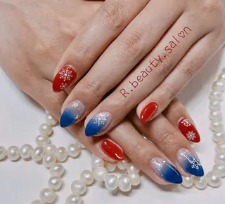 ネイル R.beauty サロンのネイルデザイン