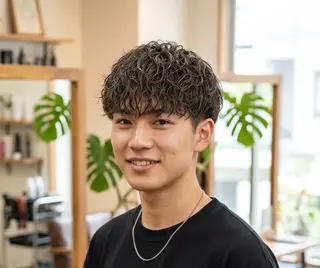 ショート パーマ メンズ 【パーマ】【デザイン カラー】拳🌊のヘアスタイル