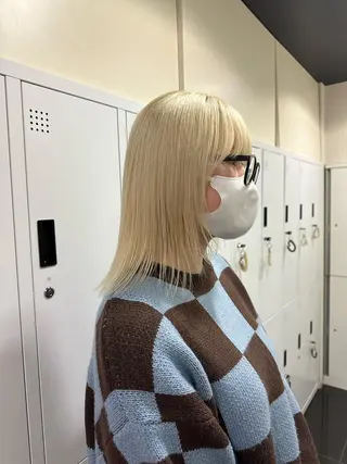 ミディアム カラー ブリーチカラー/ベー ジュ/Hono🦖のヘアスタイル