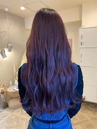 ロング Bond Story りき カラーモデルのヘアスタイル