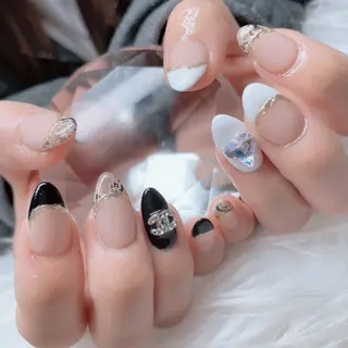 ネイル nail&eye Ariesのネイルデザイン