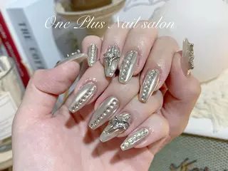 ネイル One Plus Nail Salonのネイルデザイン