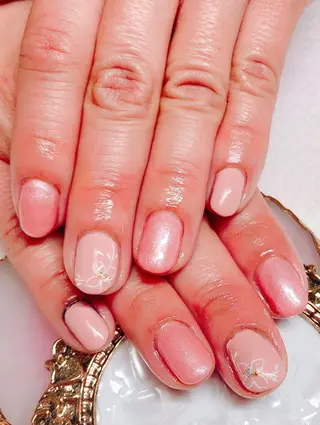 ネイル CROWN プライベートサロンのネイルデザイン