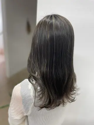 セミロング AKI💛 すみれのマツエク・マツパデザイン