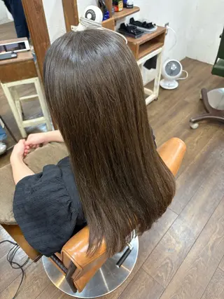 ロング カラー 元山 透明感艶カラー 🌻レイヤーカットのヘアスタイル
