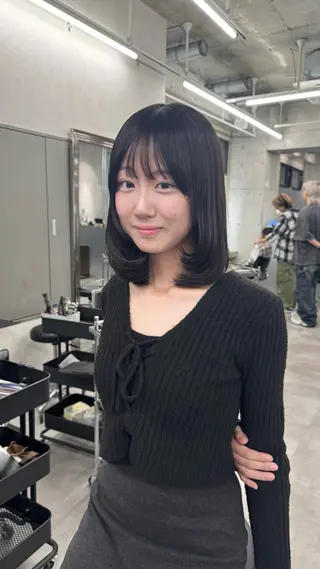 ミディアム shio ハイトーン 💗【福岡天神】のヘアスタイル