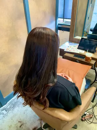 ロング 古川 絵美のヘアスタイル