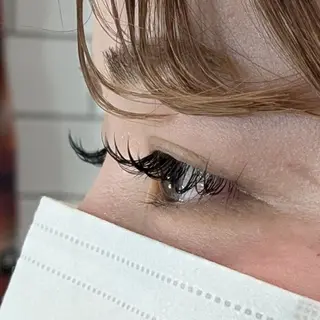 マツエク・マツパ 多田 遥香のヘアスタイル