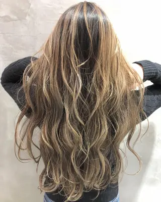 ロング カラー 北間 寛哉のヘアスタイル