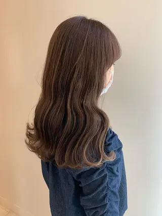 ロング カラー 顔まわりカット✄ ベージュカラー🧸のヘアスタイル