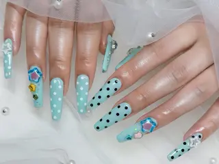 ネイル Natsumi 🦊  Nailのネイルデザイン