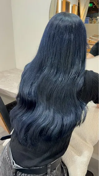 ロング 韓国風レイヤー× くびれヘア艶髪のヘアスタイル