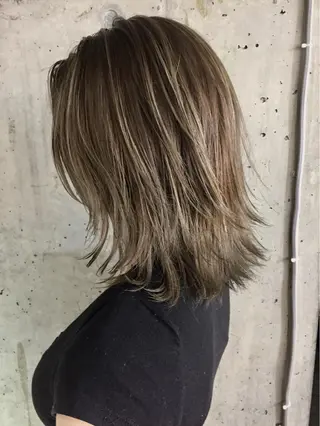ミディアム カラー パーマ ヘアアレンジ メンズ キッズ ネイル マツエク・マツパ 韓国風×透明感カラー 髪質改善オタベシンヤのヘアスタイル