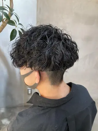 ショート パーマ メンズ 波巻きスパイラルパー マ/シャドウパーマ駿のヘアスタイル