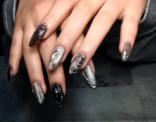 ネイル ネイルサロン Roiのネイルデザイン