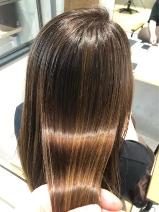 ロング カラー ヘアアレンジ 高井瑠華🌼 ストカールカット特化のヘアスタイル
