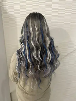 ロング KOSEI シールエクステのヘアスタイル