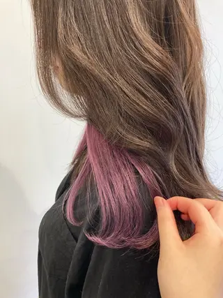 ロング 村上 美波のヘアスタイル