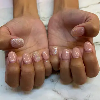 ネイル Honey Bee Mikuのネイルデザイン