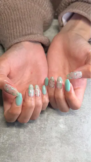 ネイル shino🌟 痛ネイルのネイルデザイン