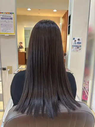 ロング 尾崎 優花のヘアスタイル