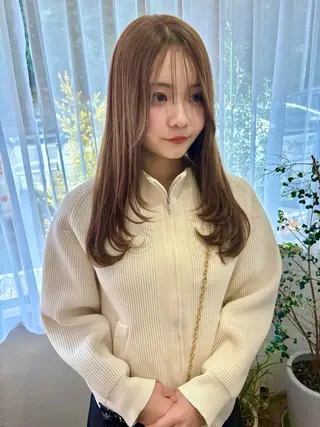 セミロング merc. 福田茜のヘアスタイル