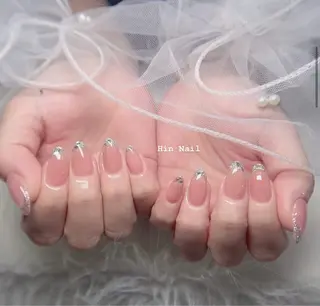 ネイル Hin Nailsのネイルデザイン