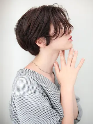 ショート カラー レイヤーカット✂️ 横浜No1♡下鳥翔子のヘアスタイル