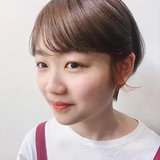 ショート カラー mayu🤍 透明感カラーのヘアスタイル