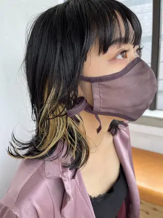 ミディアム カラー 💓パーマ，💗 レイヤーカットのヘアスタイル
