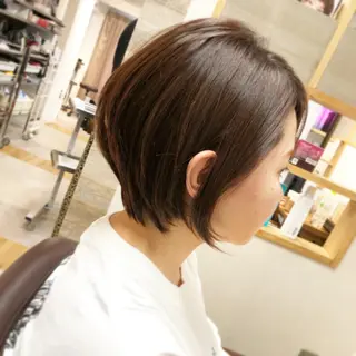 ショート カラー tuuli トゥーリのヘアスタイル