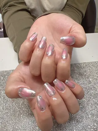 ネイル ガレンドウ 白澤 愛子のネイルデザイン