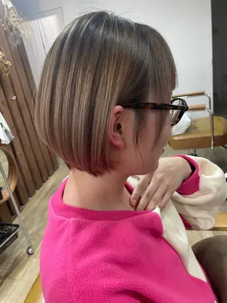 ショート OLTI所属・カジ エリナのヘアスタイル