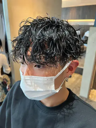 ショート パーマ メンズ 波巻きスパイラルパー マ/シャドウパーマ駿のヘアスタイル