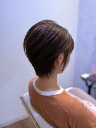 ショート 梅田 夢七のヘアスタイル
