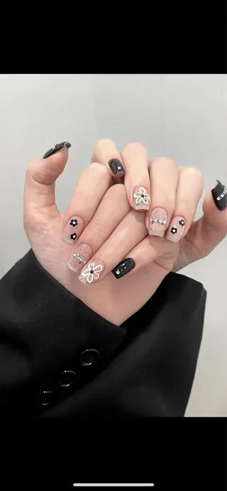 ネイル LULU Nail salonみどりのネイルデザイン