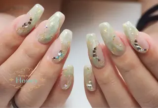 ロング 秋山 ゆかりのネイルデザイン