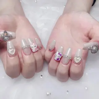 ネイル uu ネイルサロン関内🌼のネイルデザイン