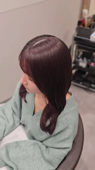 セミロング カラー 縮毛矯正をしている人 のためのカラーのヘアスタイル