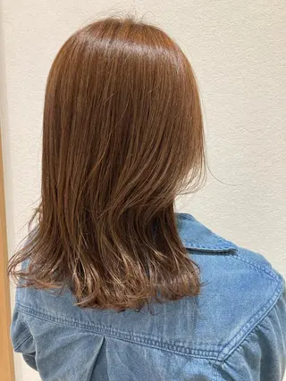 セミロング カラー cyan SANAMIのヘアスタイル