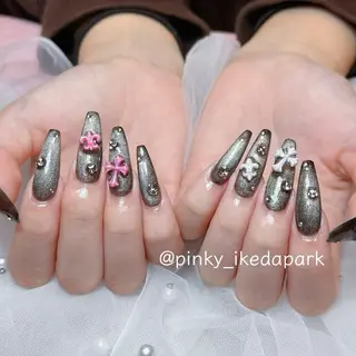 ネイル ピンキー 池田公園店のネイルデザイン