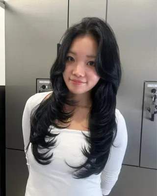 ロング 大人レイヤー/艶美髪 🇺🇸TOMONAのヘアスタイル