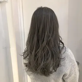 ロング 中司 莉菜のヘアスタイル
