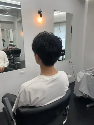 ミディアム メンズ 【ヤマザキアヤメ】 艶カラー/縮毛矯正のヘアスタイル