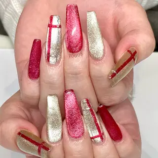 ネイル VOGUE ×SWANのネイルデザイン